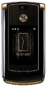携帯電話 Motorola RAZR2 V8 Luxury Edition 写真