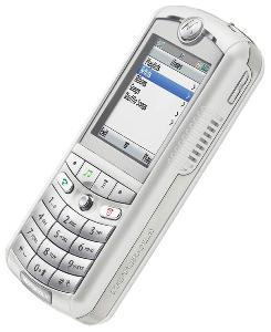 携帯電話 Motorola ROKR E1 写真