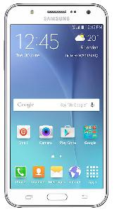 携帯電話 Samsung Galaxy J7 SM-J700F/DS 写真