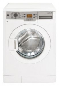 çamaşır makinesi Blomberg WNF 8447 A30 Greenplus fotoğraf