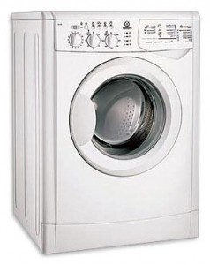 Máquina de lavar Indesit WISL 106 Foto