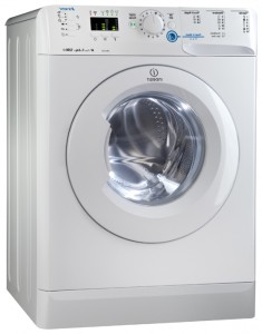 Máquina de lavar Indesit XWA 61051 W Foto