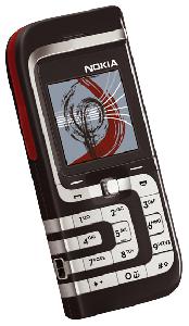 携帯電話 Nokia 7260 写真