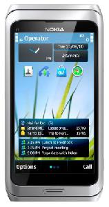 Téléphone portable Nokia E7 Photo