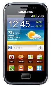 携帯電話 Samsung Galaxy Ace Plus GT-S7500 写真