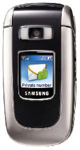 Telefon mobil Samsung SGH-D730 fotografie