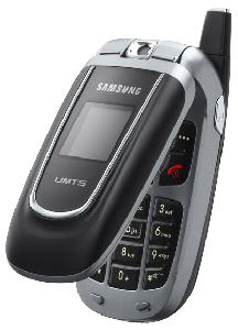 移动电话 Samsung SGH-Z140 照片