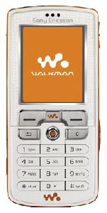 Cep telefonu Sony Ericsson W800i fotoğraf