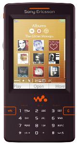 Мобилен телефон Sony Ericsson W950i снимка