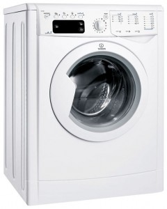 洗衣机 Indesit IWE 7108 照片